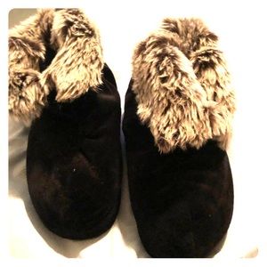 🔥3 for $15. Massaging house shoes